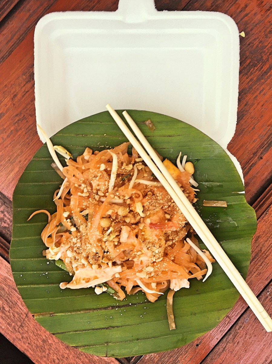 BBM KOREA | Amphawa, Thailand | Pad Thai