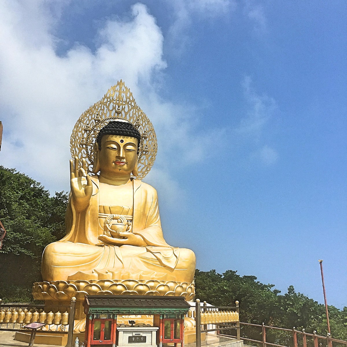 BBM KOREA | Jeju, South Korea | Sanbanggulsa Temple